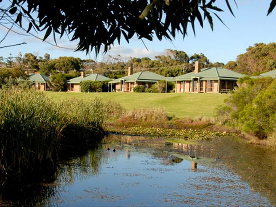 Apollo Bay Guest House Bagian luar foto